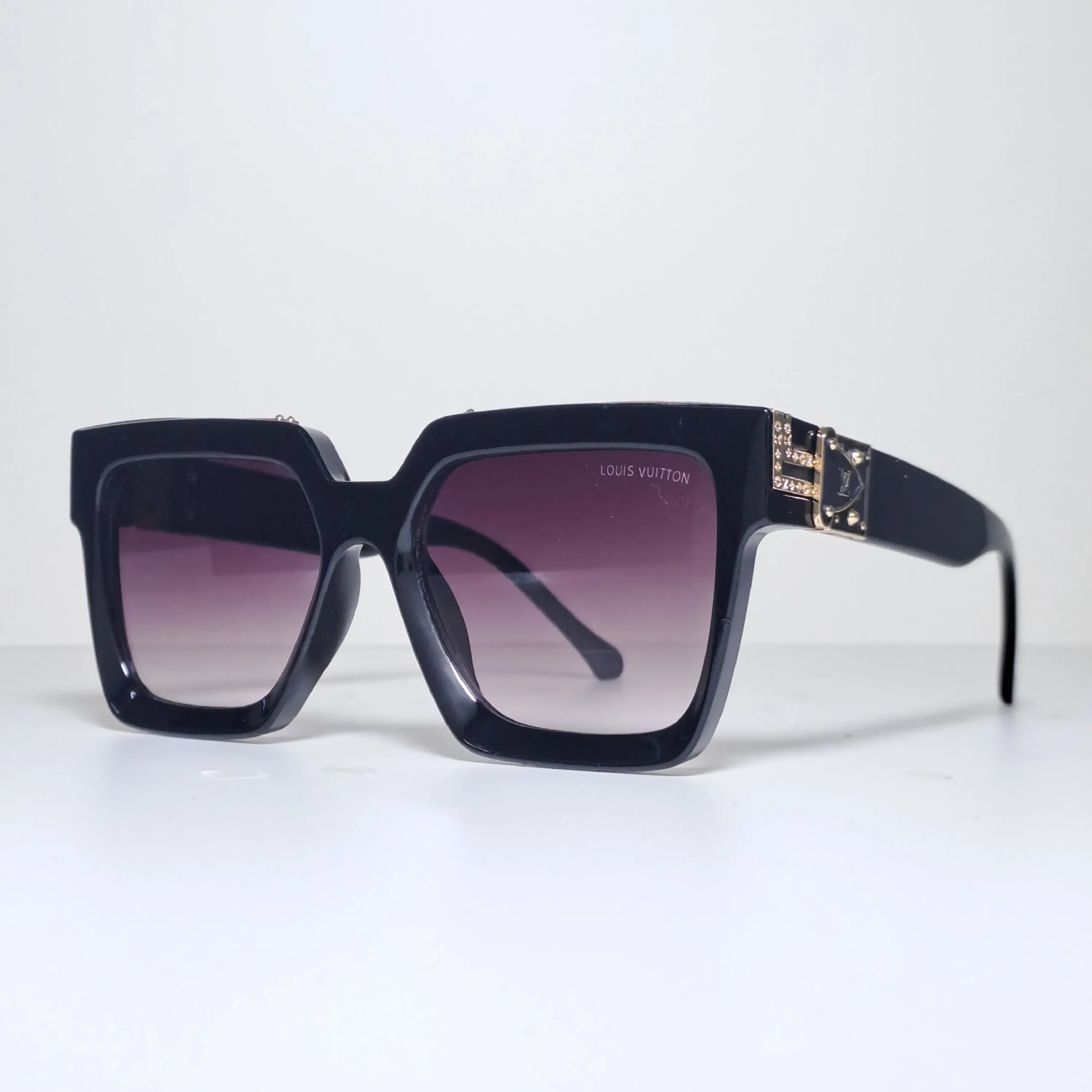 Louis Vuitton LV (Millionaire) - Image 4